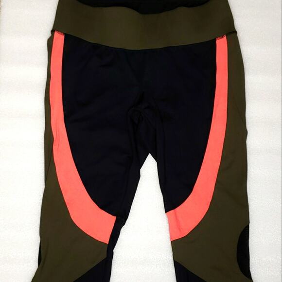 Lane Bryant Crop Color Block Leggings Plus 18 20 - Picture 1 of 7